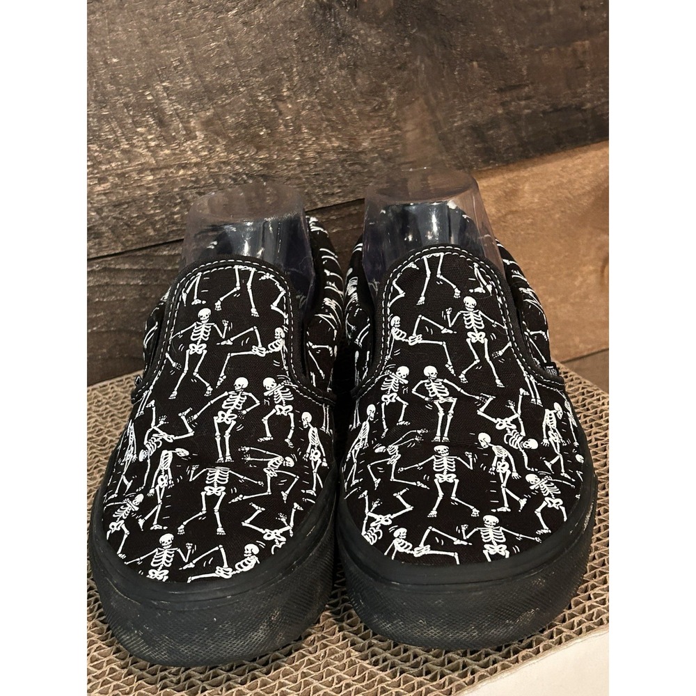 Vans Off the Wall Black Slip On Dancing Skeletons Canvas KIds 7 M7 W8.5 - Picture 5 of 9